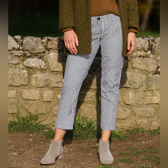 Chico’s Secret Stretch black white stripe cotton pants sz 2 nautical beachy brea - Picture 2 of 10